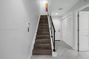 1033 NE 17th Way, Fort Lauderdale, FL 33304 - Photo 21