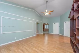 9360 S Chelsea Dr S, Plantation, FL 33324 - Photo 11