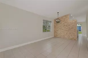 18823 SW 28th St, Miramar, FL 33029 - Photo 7