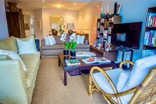 712 W Palm Aire Dr, Pompano Beach, FL 33069 - Photo 11