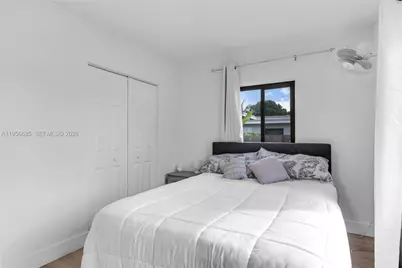 911 NW 138th St, Miami, FL 33168 - Photo 25