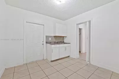 3880 E 8th Ln, Hialeah, FL 33013 - Photo 13