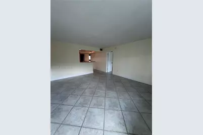 2115 NE 37th Dr #131, Fort Lauderdale, FL 33308 - Photo 3