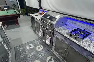 885 NE 3rd Ave, Homestead, FL 33030 - Photo 31