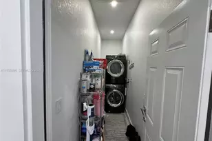 885 NE 3rd Ave, Homestead, FL 33030 - Photo 21