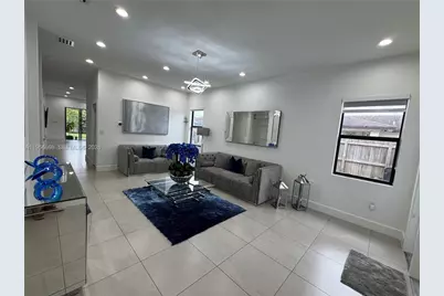 885 NE 3rd Ave, Homestead, FL 33030 - Photo 5