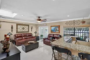 9410 SW 42nd St, Miami, FL 33165 - Photo 13