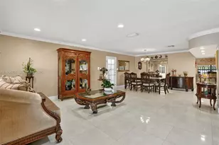 9410 SW 42nd St, Miami, FL 33165 - Photo 7