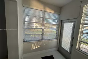 270 NE 191st St, Miami, FL 33179 - Photo 11