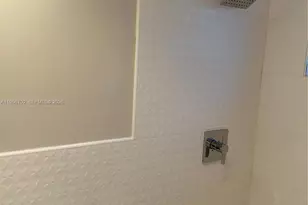 270 NE 191st St, Miami, FL 33179 - Photo 5