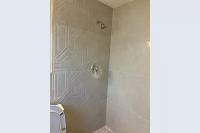 270 NE 191st St #101, Miami, FL 33179 - Photo 15