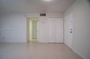 606 W 81st St, Hialeah, FL 33014 - Photo 9