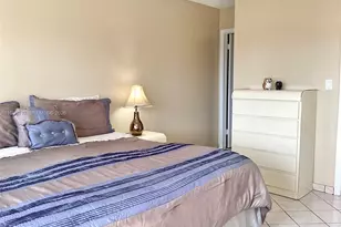 361 S Hollybrook Dr, Pembroke Pines, FL 33025 - Photo 37