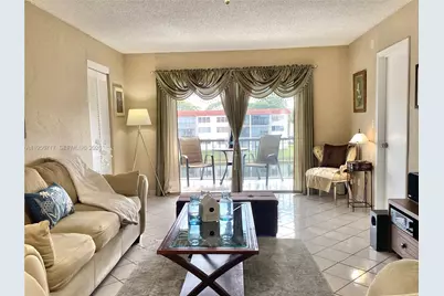 361 S Hollybrook Dr #305, Pembroke Pines, FL 33025 - Photo 11