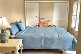 361 S Hollybrook Dr, Pembroke Pines, FL 33025 - Photo 23