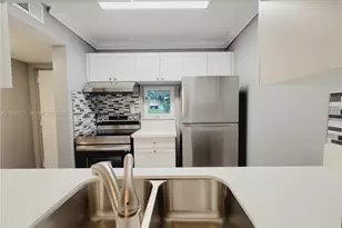 7900 NW 50th St, Lauderhill, FL 33351 - Photo 3