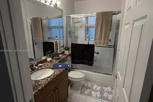 10390 E Utopia Cir E, Boynton Beach, FL 33437 - Photo 17