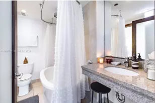1036 Ocean Dr, Miami Beach, FL 33139 - Photo 21