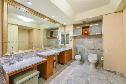 16051 Collins Ave #1104, Sunny Isles Beach, FL 33160 - Photo 19