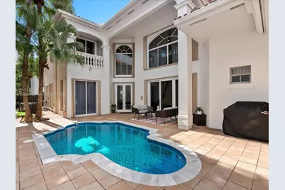 3960 194th Trl, Sunny Isles Beach, FL 33160 - Photo 5