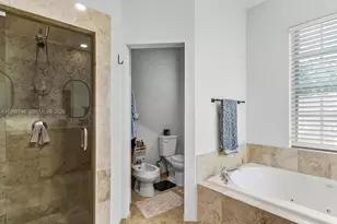 3960 194th Trl, Sunny Isles Beach, FL 33160 - Photo 39