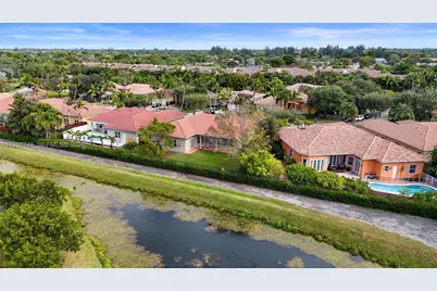 109 SW 128th Ave, Plantation, FL 33325 - Photo 7