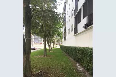 8950 NE 8th Ave #312, Miami, FL 33138 - Photo 35