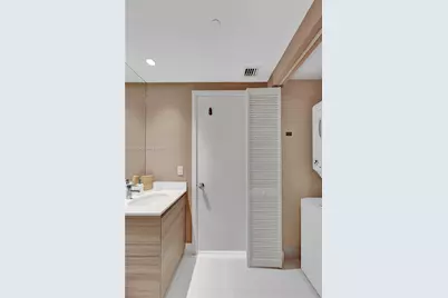 121 NE 34th St #2106A, Miami, FL 33137 - Photo 31