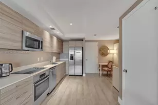 121 NE 34th St, Miami, FL 33137 - Photo 17