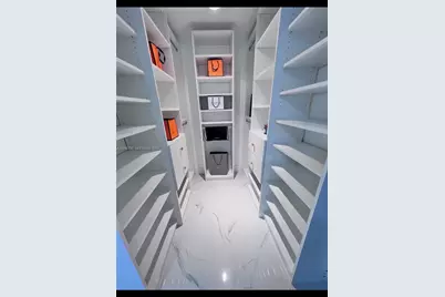 2502 NW 48th St, Tamarac, FL 33309 - Photo 11