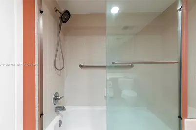 9360 S Chelsea Dr S, Plantation, FL 33324 - Photo 29