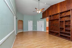 9360 S Chelsea Dr S, Plantation, FL 33324 - Photo 7