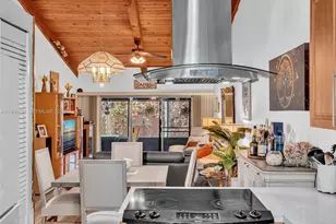 2350 Elm Ct, Pembroke Pines, FL 33026 - Photo 15