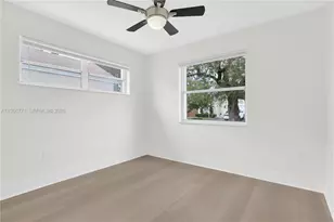 10048 SW 222nd St, Cutler Bay, FL 33190 - Photo 21