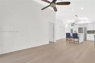 10048 SW 222nd St, Cutler Bay, FL 33190 - Photo 11