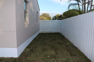 1206 Rutland St, Opa-Locka, FL 33054 - Photo 7