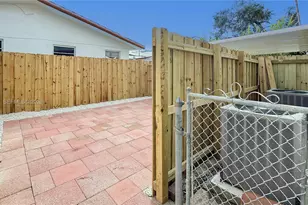 2615 SW 32nd Ct, Miami, FL 33133 - Photo 21