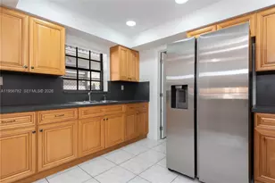 2615 SW 32nd Ct, Miami, FL 33133 - Photo 3