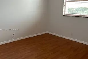 301 SE 3rd St, Dania Beach, FL 33004 - Photo 17