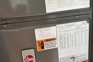 301 SE 3rd St, Dania Beach, FL 33004 - Photo 23