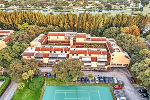 400 Commodore Dr, Plantation, FL 33325 - Photo 3