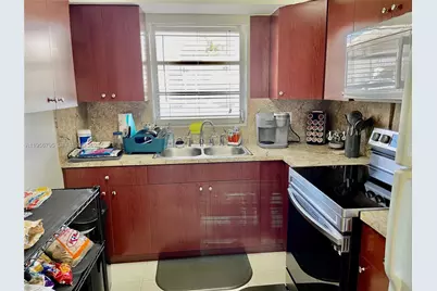 7328 SW 82nd St #B113, Miami, FL 33143 - Photo 3