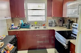 7328 SW 82nd St, Miami, FL 33143 - Photo 3