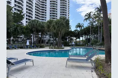 3300 NE 192nd St #1008, Aventura, FL 33180 - Photo 35