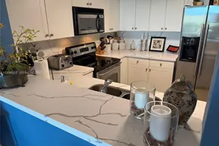 60 NW 37th Ave, Miami, FL 33125 - Photo 9