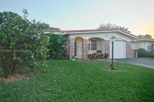 1236 NW 43rd St, Deerfield Beach, FL 33064 - Photo 5