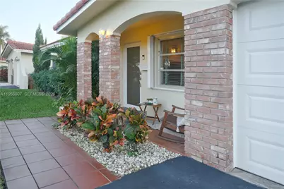 1236 NW 43rd St, Deerfield Beach, FL 33064 - Photo 3