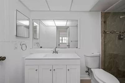 200 Lakeview Dr #101, Weston, FL 33326 - Photo 19