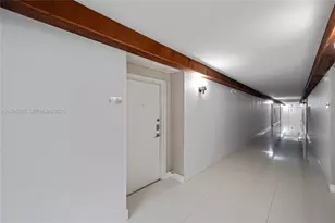 200 Lakeview Dr, Weston, FL 33326 - Photo 39