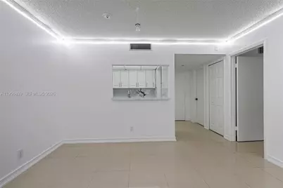 200 Lakeview Dr #101, Weston, FL 33326 - Photo 21